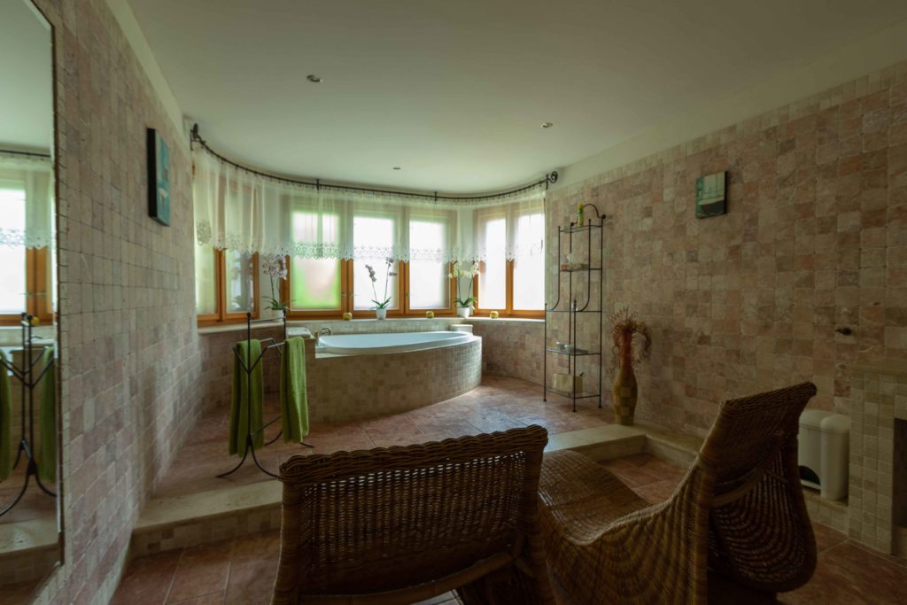 PEMI Apartmány - Luxusní koupelna
